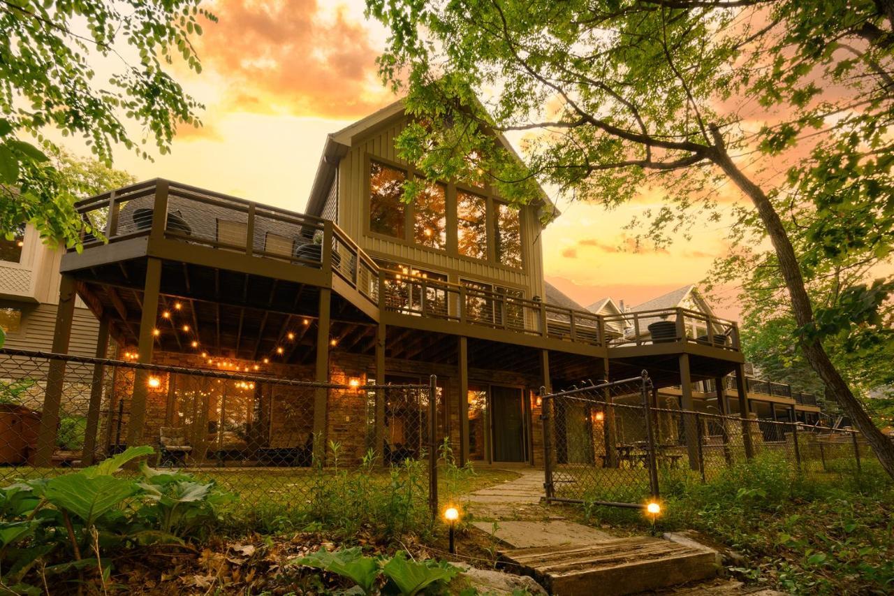 The Rusty Nail Villa McHenry Ngoại thất bức ảnh